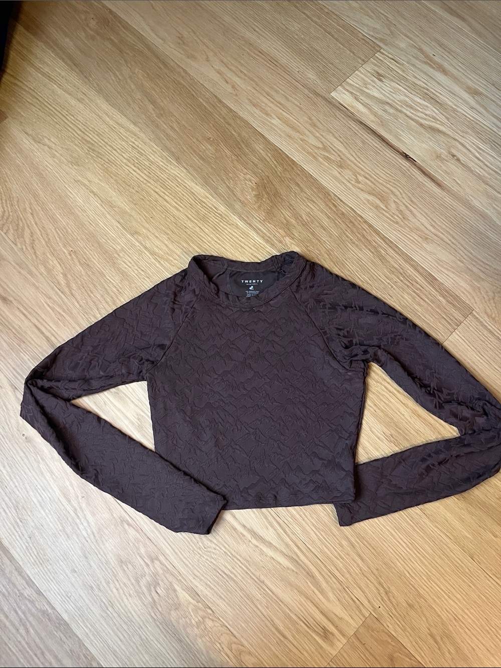 Twenty Montreal Women’s Mountain 3D  Chocolate  Brown Long-Sleeve size S